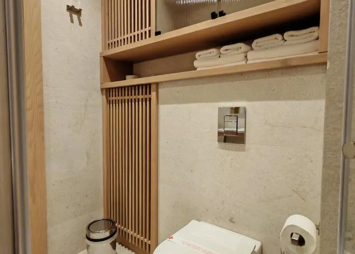 Aparthotel 601 Ema Montera