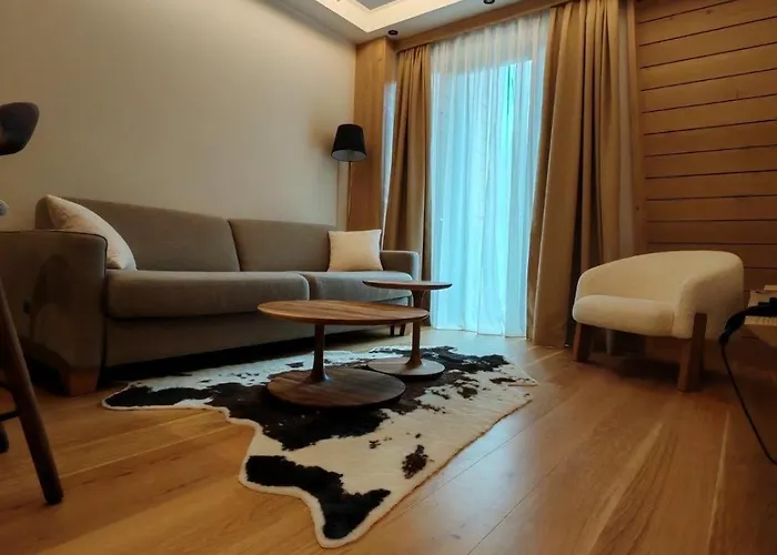 601 Ema Montera Aparthotel 3*